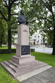 Janim Rozentālim